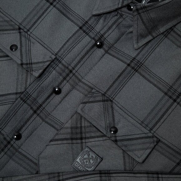 NWT Dixxon Dakota Gray Plaid Sherpa Lined Flannel Jacket - Picture 2 of 10